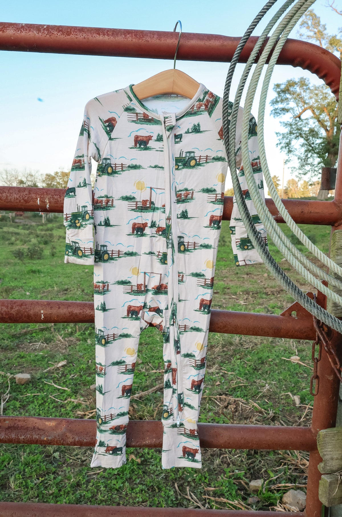 Ranch Life Bamboo Convertible Sleeper | PREORDER